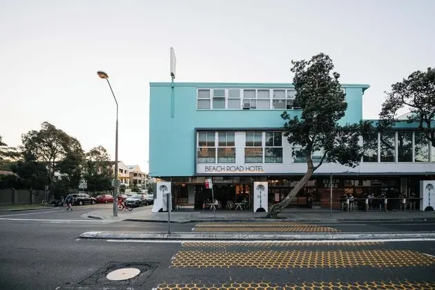Beach Road Hotel - Dış Mekan