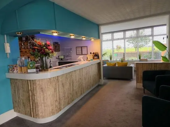 Beach Hotel Torbay - Lobi