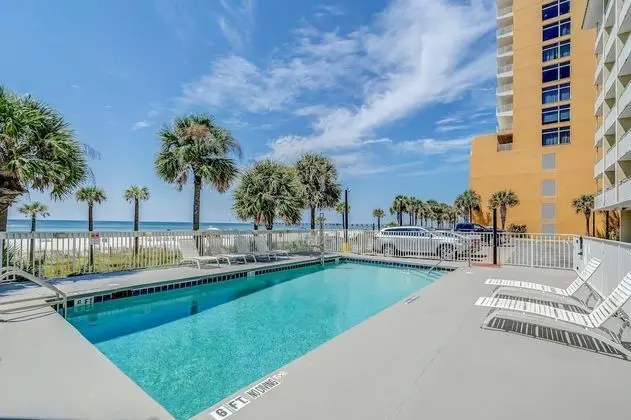 Beach Tower By The Sea - Havuz