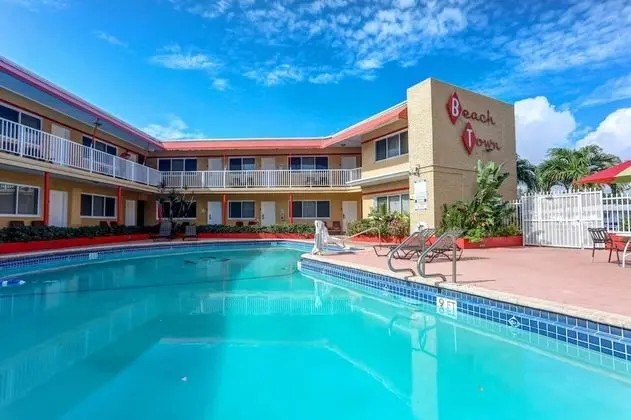 Beach and Town Motel