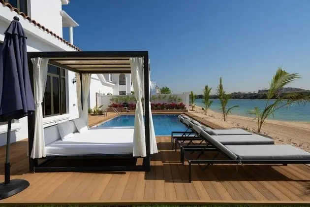 Villa on Beach w Private Pool The Palm Jumeirah - Oda