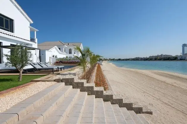 Villa on Beach w Private Pool The Palm Jumeirah - Oda