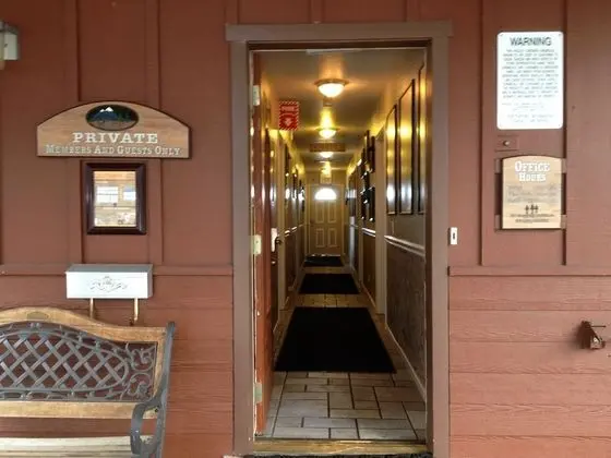 Beachcomber Inn - Dış Mekan