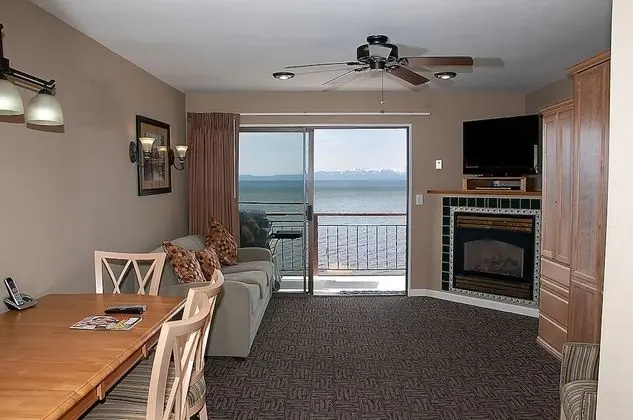 Beachcomber Inn - Öne Çıkan Resim