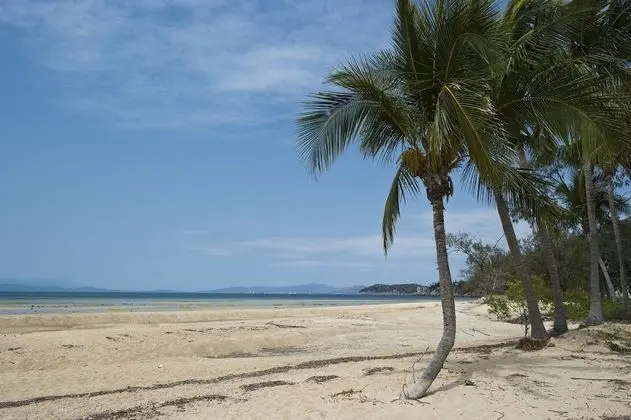 Beachcomber Unit 2 - Plaj