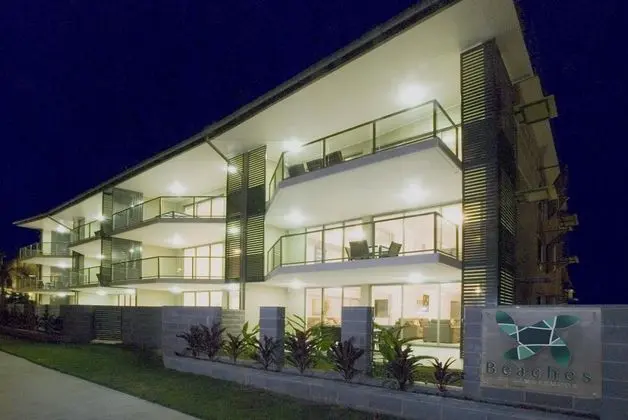 Beaches On Lammermoor Apartments