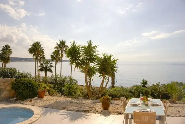 Beachfront Azura Sunrise