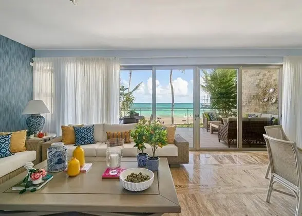 Beachfront Condo - Sea View Ah-202 Costa Atlantica - Oda
