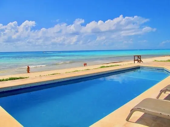 Beachfront Homes by Playa Paradise - Havuz