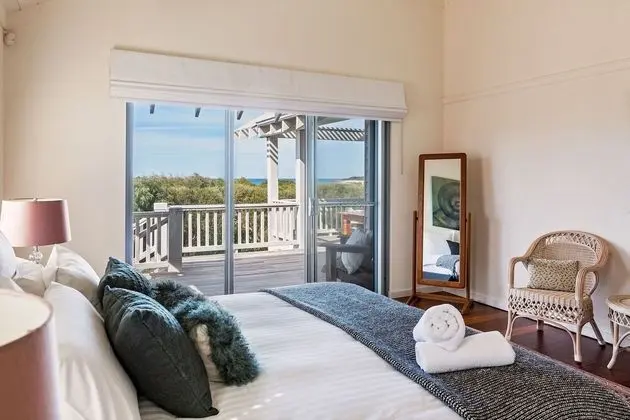 Beachfront House - Oda