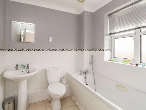 Beachfront House With Stunning sea Views and Jacuzzi Bathtub - Mülk Olanakları