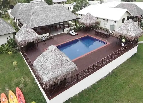 Beachfront Resort - Havuz