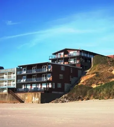 Beachfront Manor Hotel - Dış Mekan