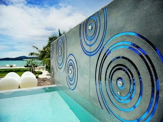 Beachfront Phuket Seaview Suites - Havuz
