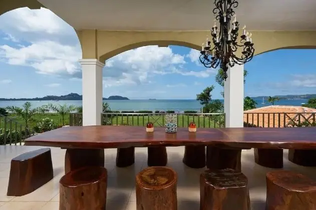 Beachfront Potrero Nice 7-br Villa Chef Included - Casa Royal - Oda