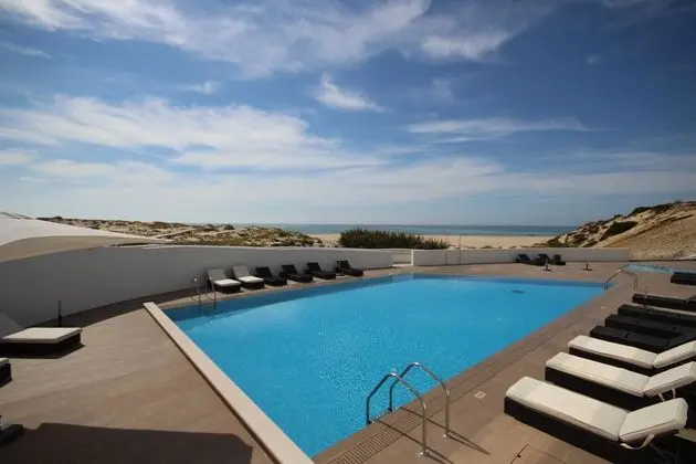 The Beachfront Praia D'el Rey Golf & Beach Resort - Dış Mekan
