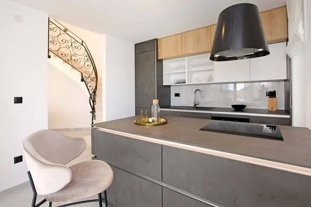 Beachfront villa Senses for 12 in Milna - Mutfak