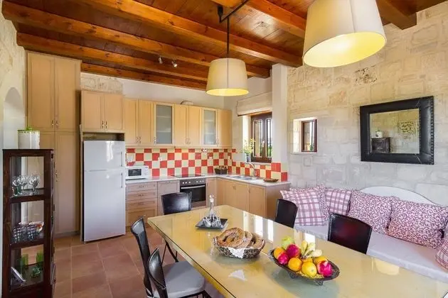 Beachfront Traditional Villa With Private Pool BBQ Close to Everything - Oda