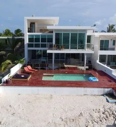 Beachfront Upscale House in Telchac - Dış Mekan