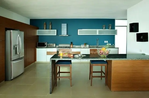 Beachfront Upscale House in Telchac - Mutfak