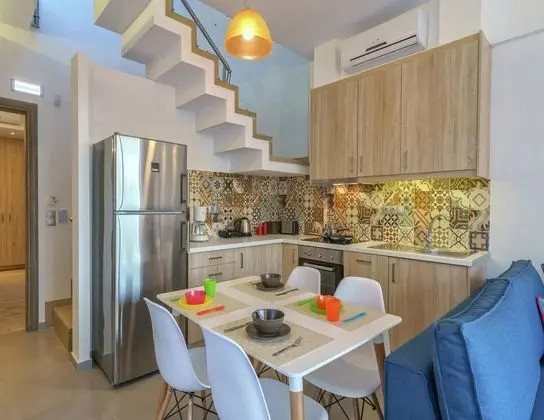 Beachfront, Walk to Amenities & Amazing Sea Views at Irida House in Plakias Village at South Crete - Yerinde Yemek