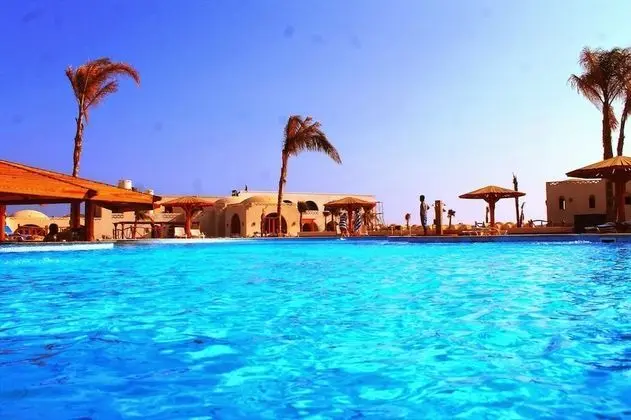 BeachSafari Resort - Havuz