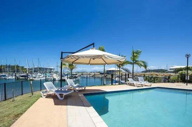 Beachside Apartment 10 - Havuz