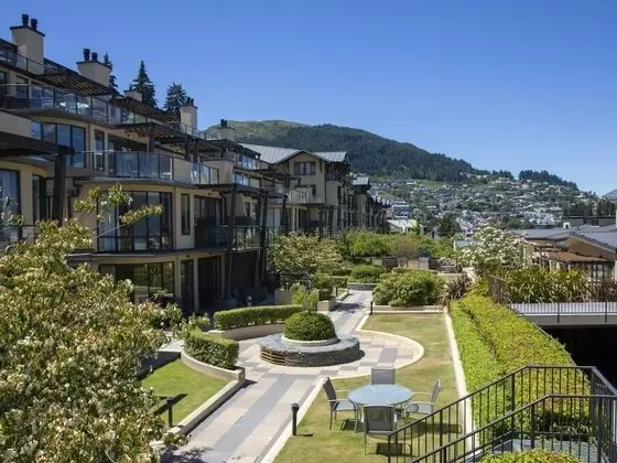 THE BEACON - 2 BEDROOM TOWN CENTER APARTMENT 614