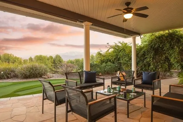 Bear Bridge by Avantstay Hilltop Haven in Temecula w/ Views, Putting Green & Hot Tub