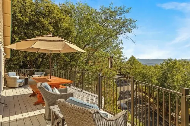 Bearfoot Lodge at Lake Arrowhead - Öne Çıkan Resim