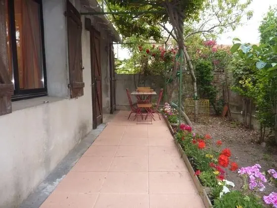 Beau Mas à Montolivet - Dış Mekan