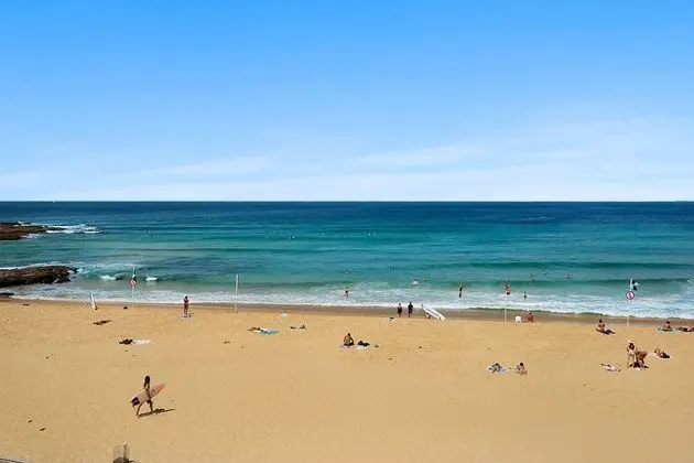 Beau Monde Apartments Newcastle - The York - Plaj