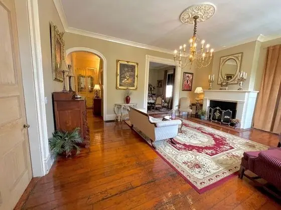 The Beaumont House - Lobi