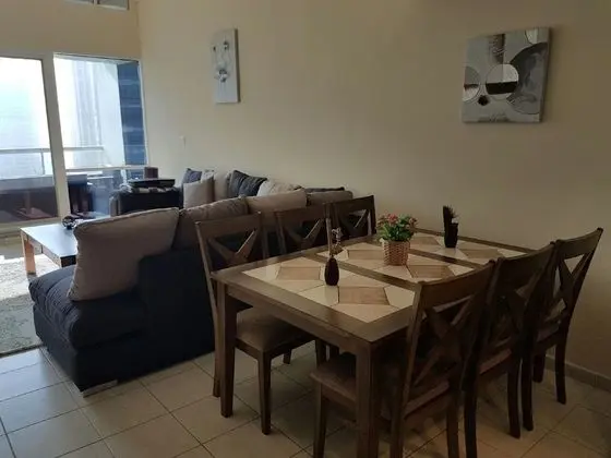 Beautiful 1Bedroom apartment Near Metro