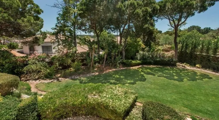 Beautiful 2-bed Apartment, Golf Pool,beach - Dış Mekan