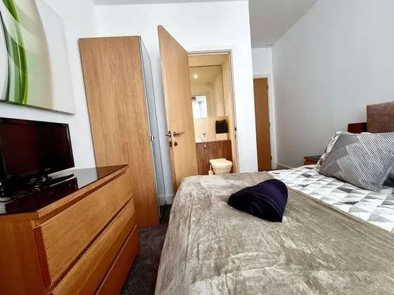 Beautiful 2-bed Apartment in Milton Keynes - Öne Çıkan Resim