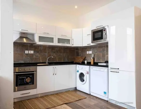 Beautiful 2-bed Apartment at Pamv Estates Apt7 - Mutfak