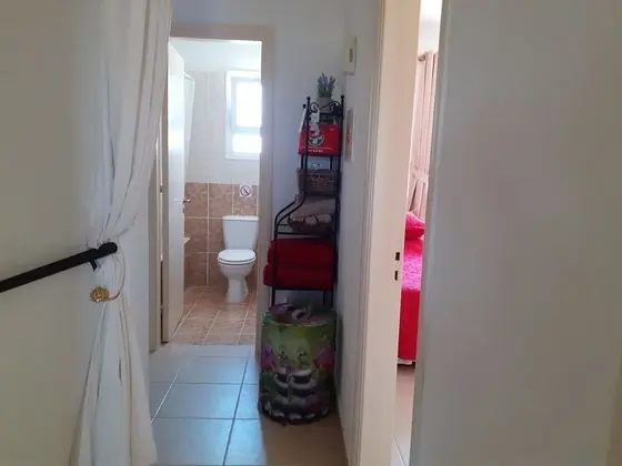 Beautiful 2-bed House in Mandria, Paphos