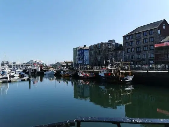 Beautiful 2-bed Seaview Apartment in Plymouth