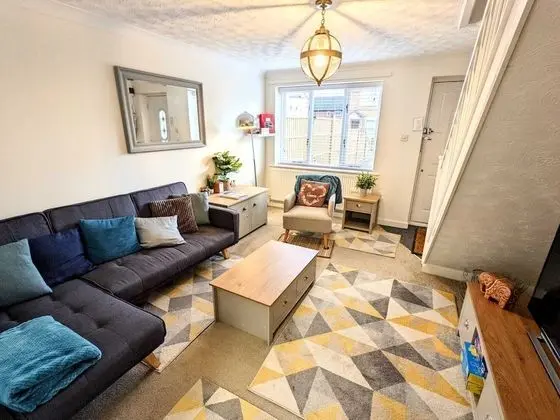Beautiful 2 Bedroom House in Quiet Location - Öne Çıkan Resim