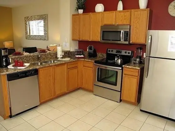 Beautiful 3 Bed 3 Bath Townhome With Lake View - Mutfak