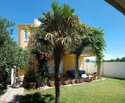 Beautiful 3-bed Apartment With big Terasse in Nin - Dış Mekan