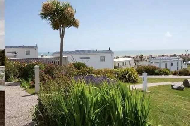 Beautiful 3-bed Caravan on Holiday Park