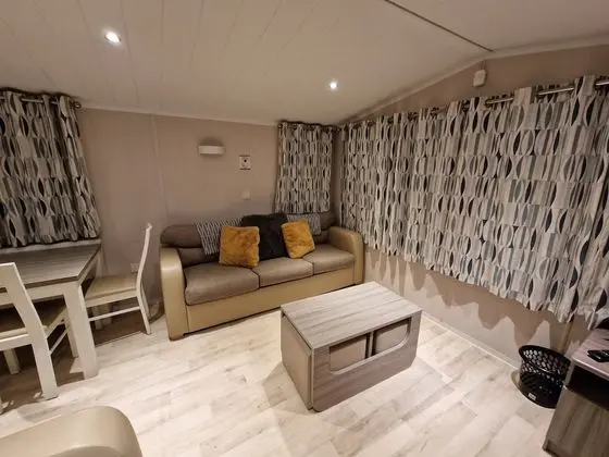Beautiful 3-bed Caravan at Rockley Park Poole - İç Mekan