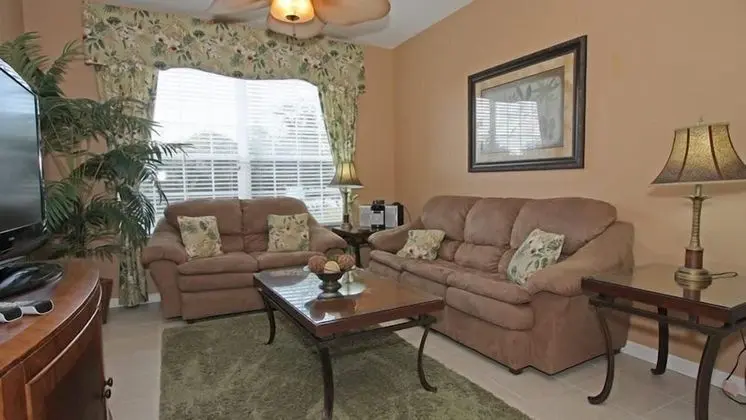 Beautiful 3 Bedroom 2 Bath First Floor Condo in Windsor Hills Resort