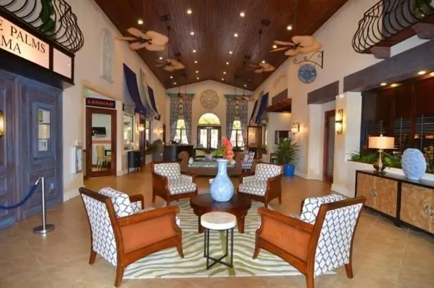 Beautiful 4 Bedroom 3 Bath Town Home in Paradise Palms Resort - Lobi