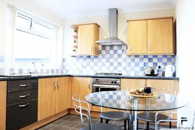 Beautiful 5-bed House Roker Beach - Mutfak