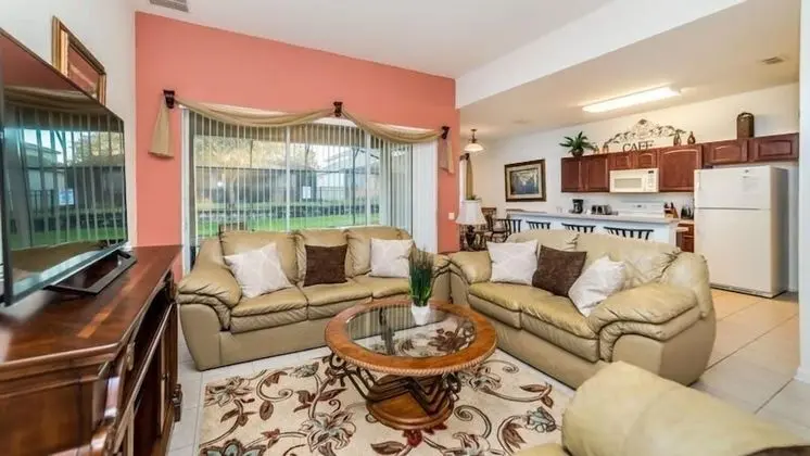 Beautiful 5 Bedroom 5 Bath Pool Home in Windsor Hills Resort