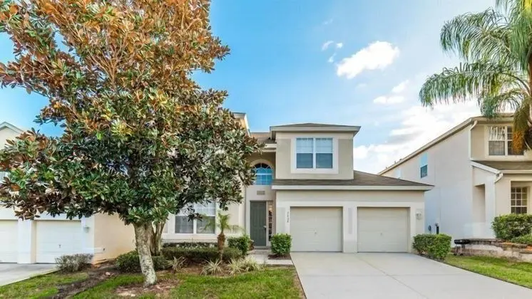 Beautiful 5 Bedroom 5 Bath Pool Home in Windsor Hills Resort