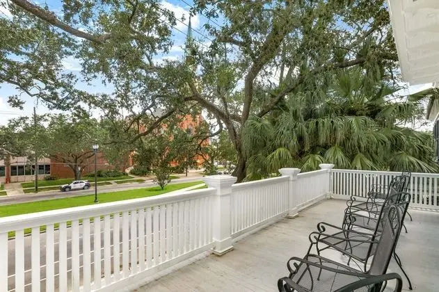 Beautiful 5BR House